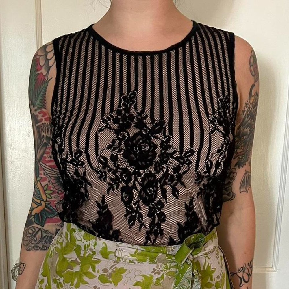 black lace sleeveless top from max studio